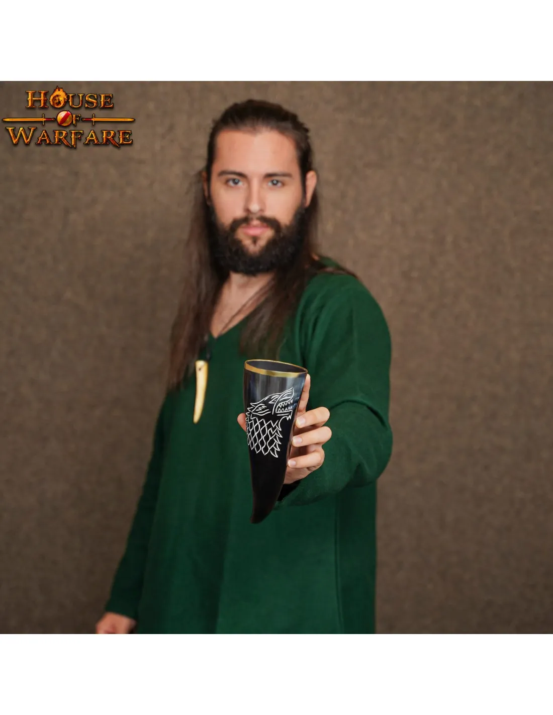 Fenrir Wolf Horn à boire dans un fût de corne (250-300 ml.) ⚔️ Boutique Épées